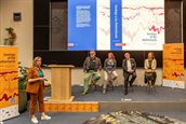 Paneldiscussie met Yolande Verbeek (EBN), Michiel van der Meulen (Hoofd Geologie bij TNO GDN), Anne Pluymakers (TU Delft) en Ruud Cino (Ministerie van Klimaat en Groene Groei).